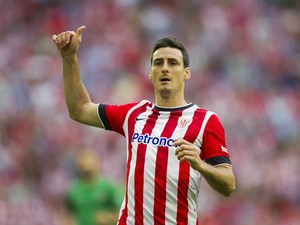 Aritz Aduriz of Athletic Club Bilbao reacts during the La Liga match between Athletic Club and Levante UD at San Mames Stadium on August 30, 2014