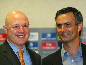 Chelsea Manager Jose Mourinho with Chief Executive Peter Kenyon during the Chelsea press conference at Stamford Bridge on June 2, 2004