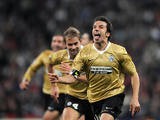 Juventus' forward Alessandro Del Piero (R) celebrates his second goal against Real Madrid during their Champions League football match at Santiago Bernabeu stadium in Madrid on November 5, 2008.