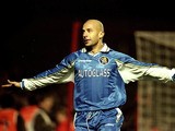 Chelsea player/manager Gianluca Vialli celebrates his goal during the Worthington Cup fourth round match against Arsenal at Highbury in London on 11 November, 1998