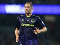Gylfi Sigurdsson in action during the Premier League game between Manchester City and Everton on August 21, 2017